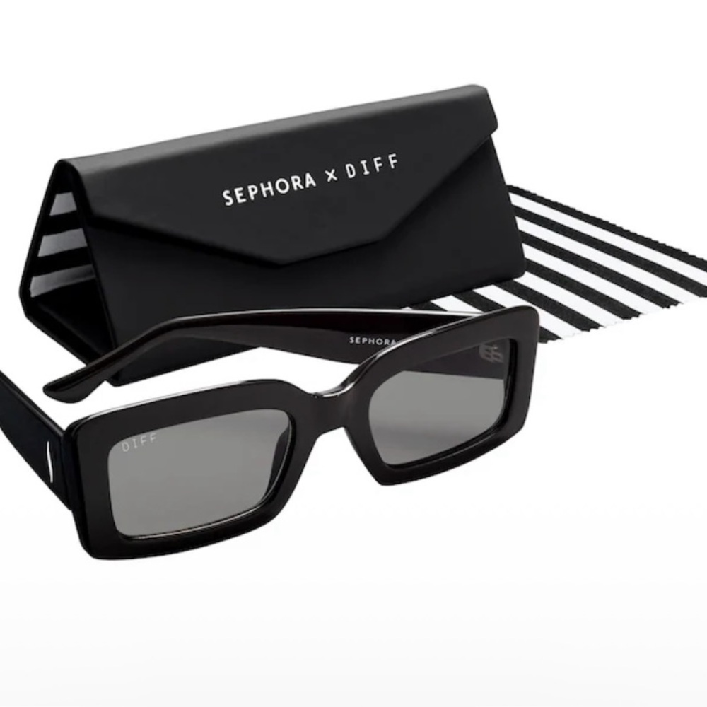 SEPHORA x DIFF Black Rectangular Sunglasses